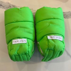 7am enfant scooter mittens- used once